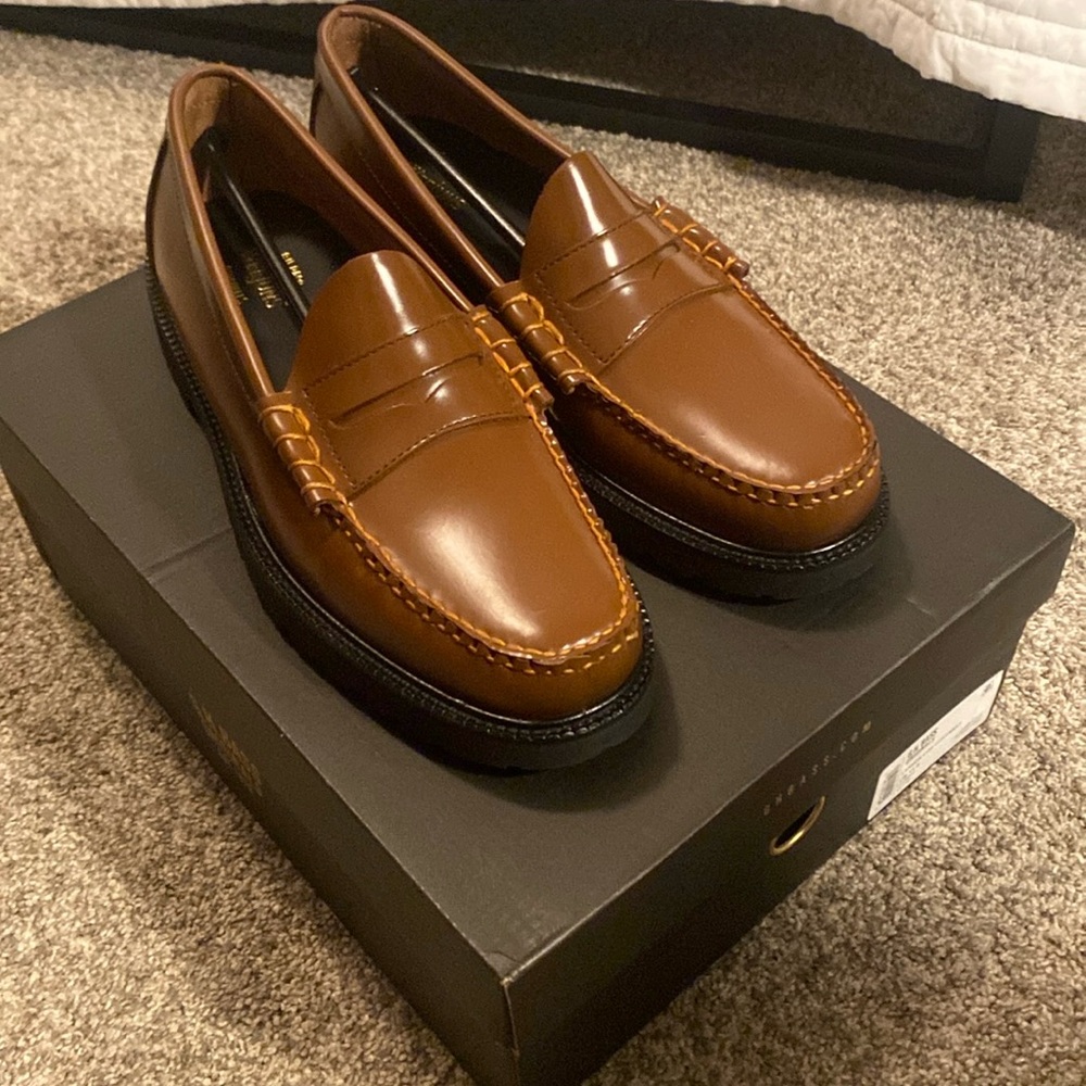 NWT G.H. Bass Larson Lug Loafers
